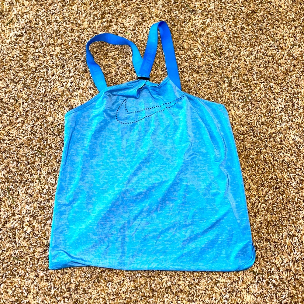 I am selling a blue workout Nike blouse. Good condition! Have not worn in awhile